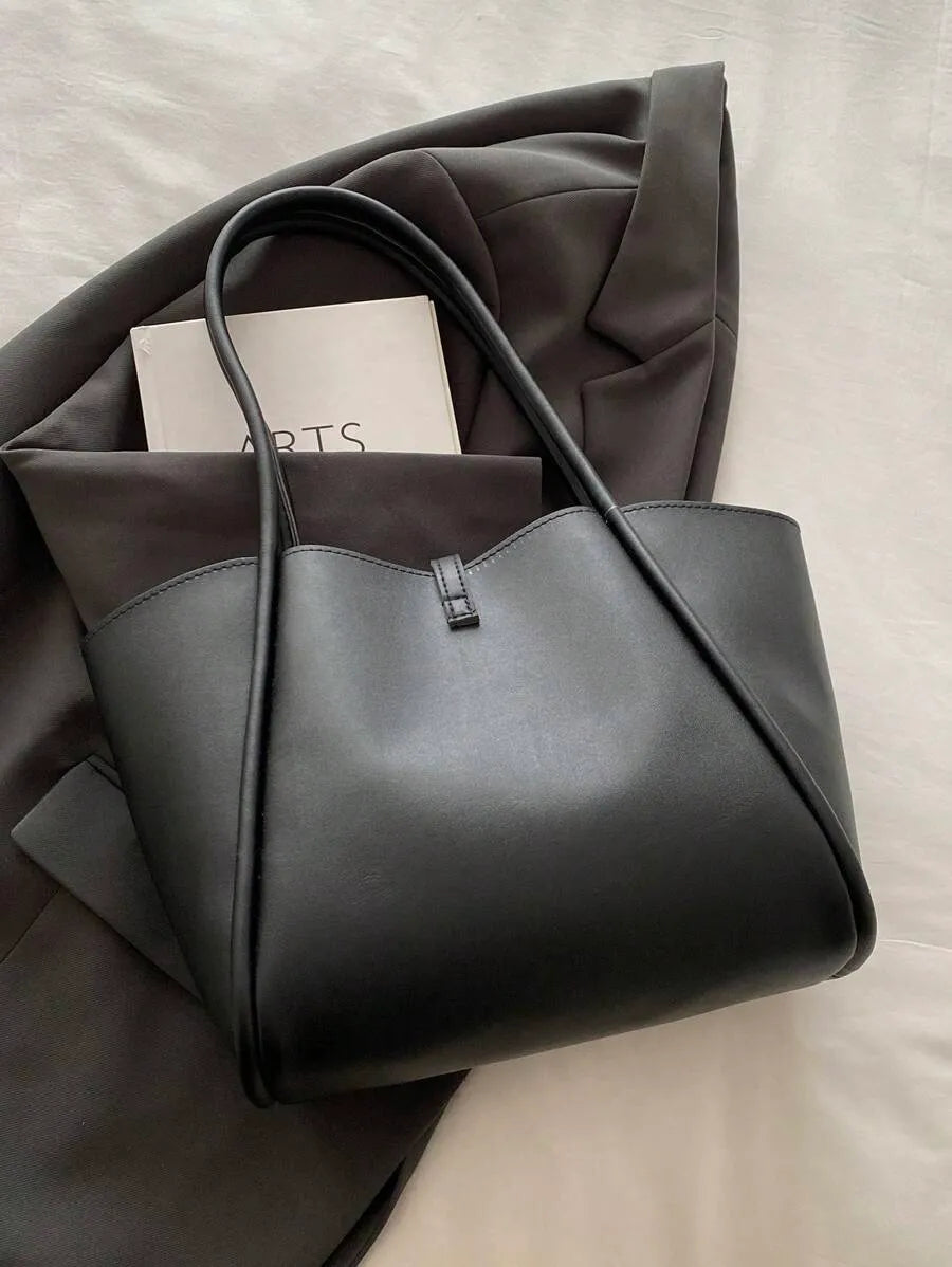 SHEIN حقيبة كتف نسائية فاخرة بلون متسق ورقي