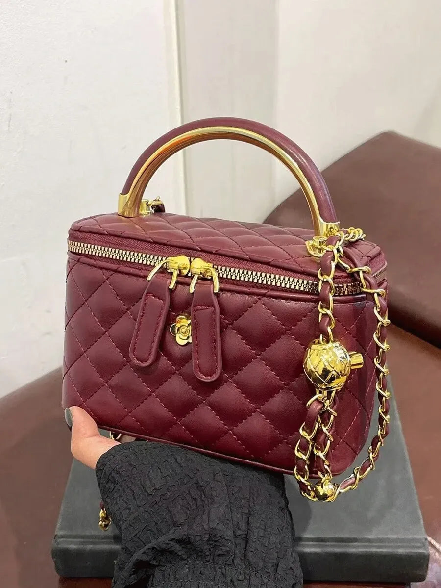 SHEIN حقيبة مربعة كلاسيكية مبطنة وذات لون أحادي معدني للخريف والشتاء