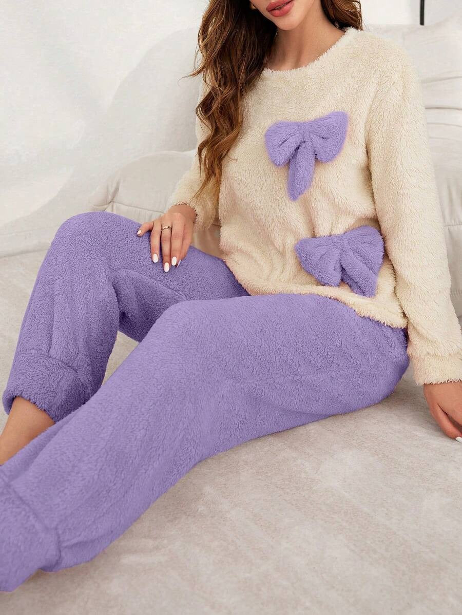 SHEIN طقم بيجامة ناعم بفيونكة