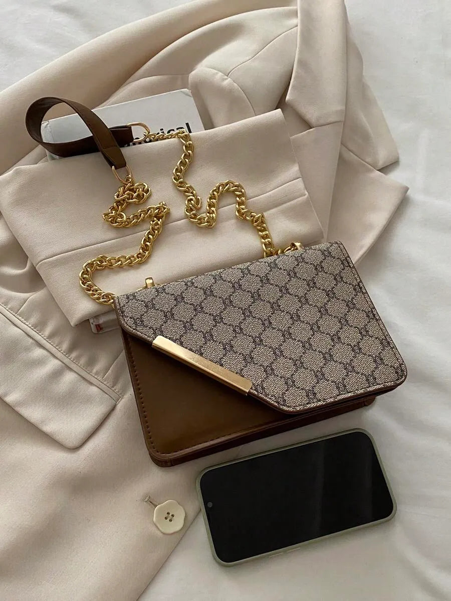 SHEIN حقيبة كروس بودي رمادية عصرية بخياطة بحزام سلسلة معدنية للتنقل والتسوق
