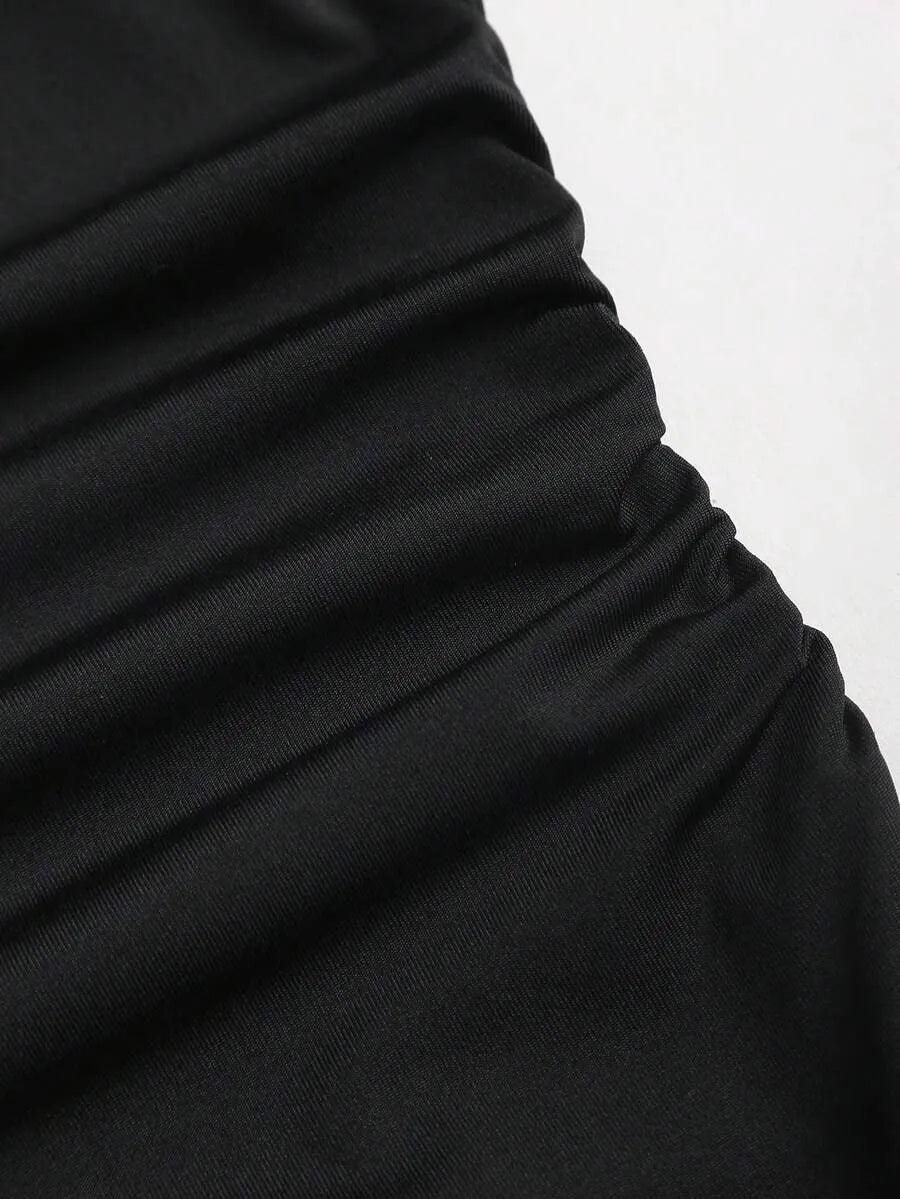 SHEIN Sweetra فستان طويل بقصة وطيات أوف شولدر لون أحادي أسود