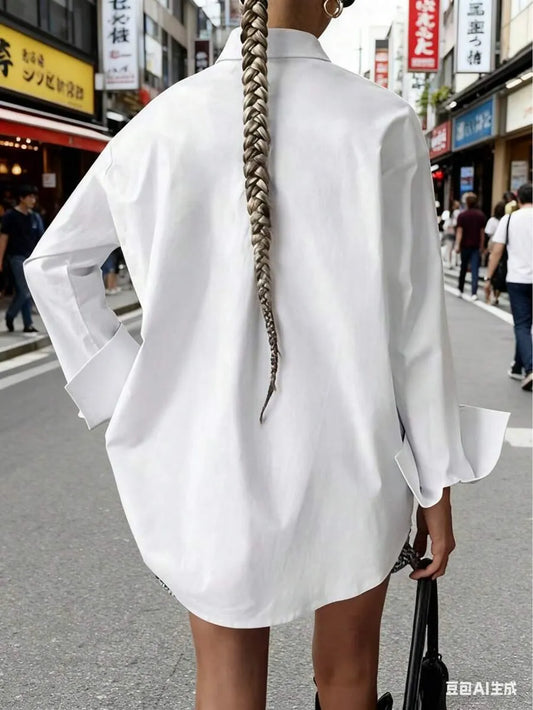 SHEIN قميص نسائي أبيض فضفاض بتصميم كلاسيكي عصري
