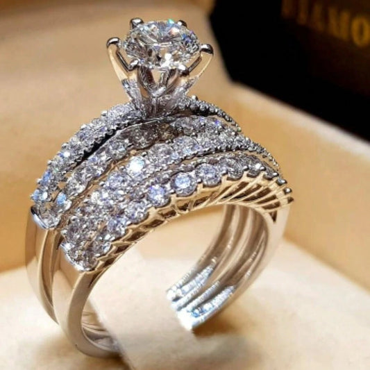 SHEIN طقم 2 خاتم فخم من السبيكة الفضية مع زركون لامع