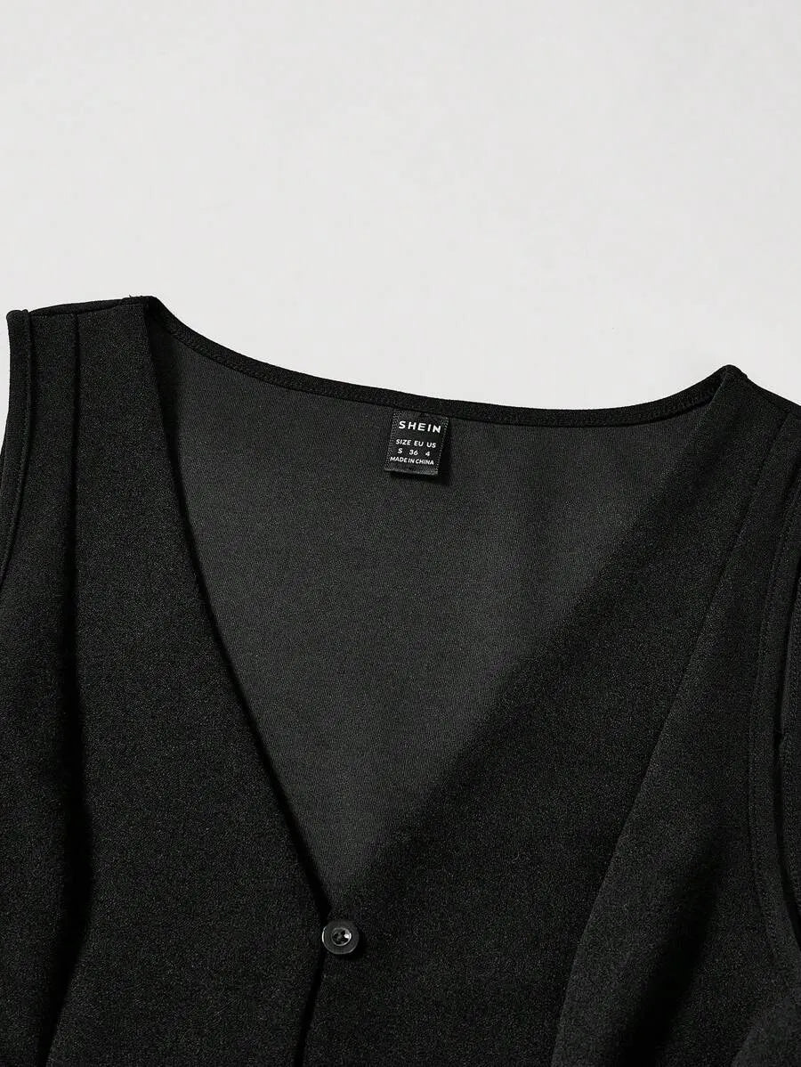 SHEIN MOD توب نسائي واسع بدون أكمام ورباط جانبي وتفاصيل حلقات معدنية بلون أسود