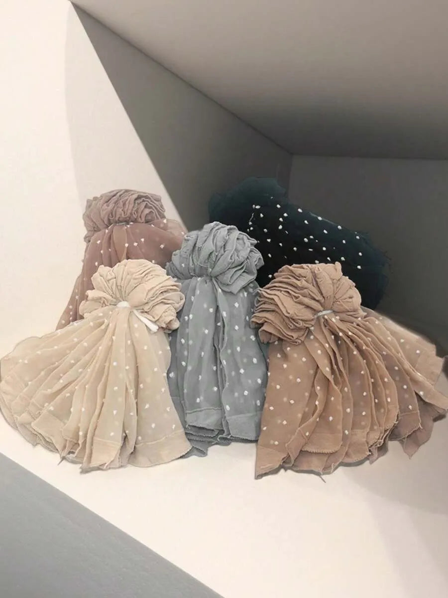 SHEIN جوارب نسائية منقوشة بنقاط ومتعدد الألوان