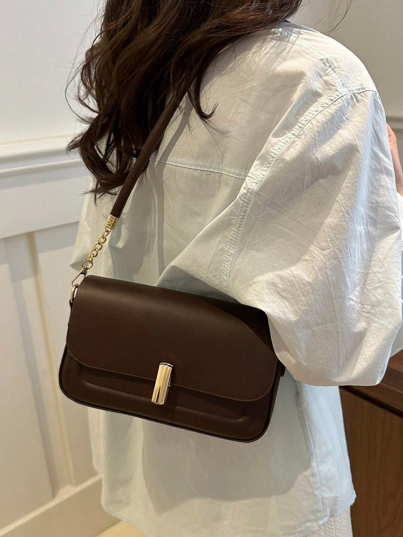 SHEIN حقيبة كتف كاجوال وأنيقة صغيرة للنساء بتصميم غطاء قابل للقلب
