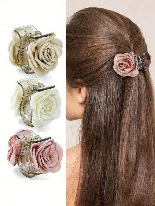 SHEIN مشبك شعر بتصميم وردة