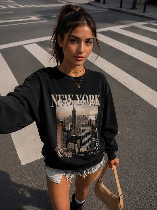SHEIN سويت شيرت نسائي بطبعة مدينة نيويورك وجيب بلون الأسود