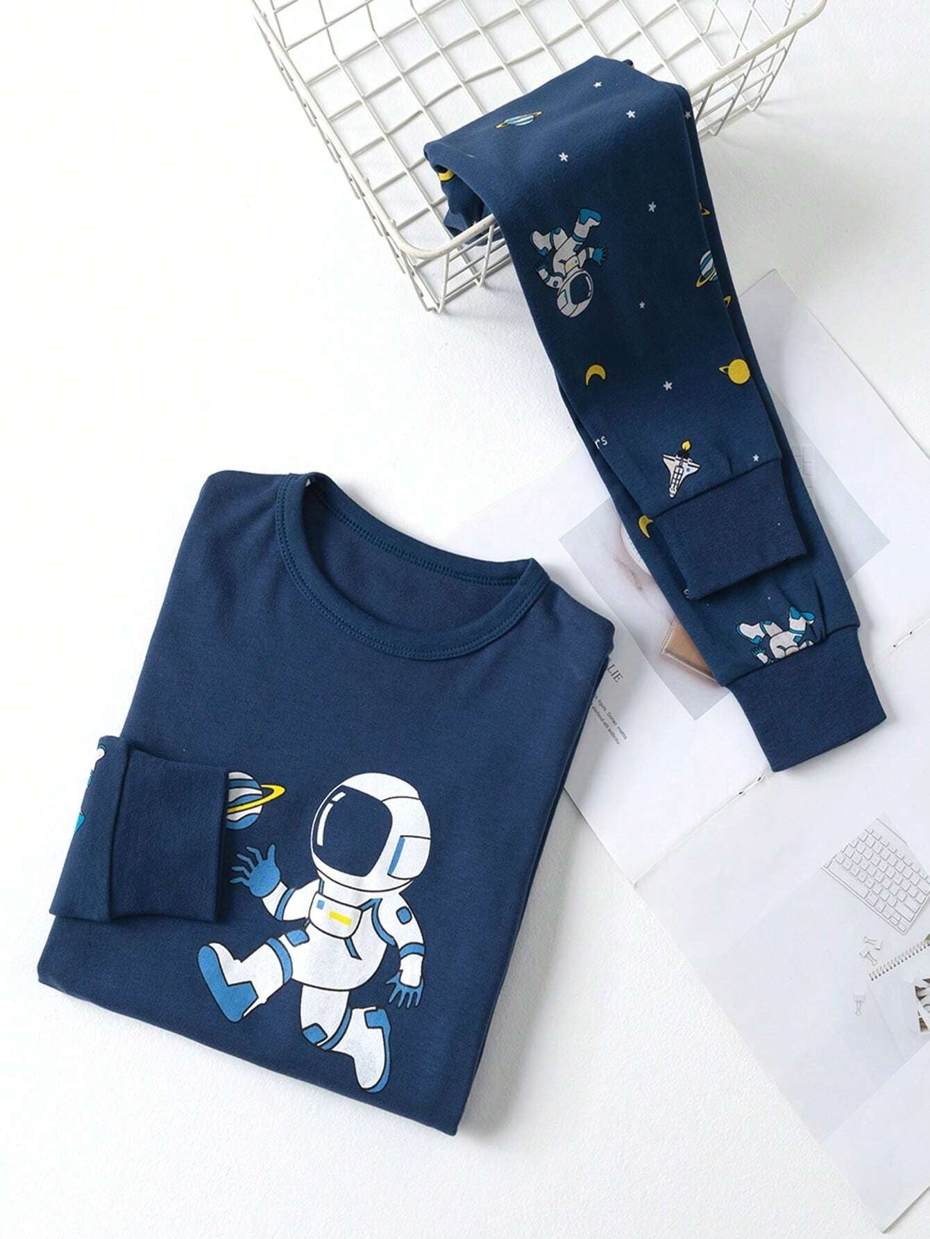 SHEIN طقم بيجاما مريح بطبعة طفل أزرق فضائي