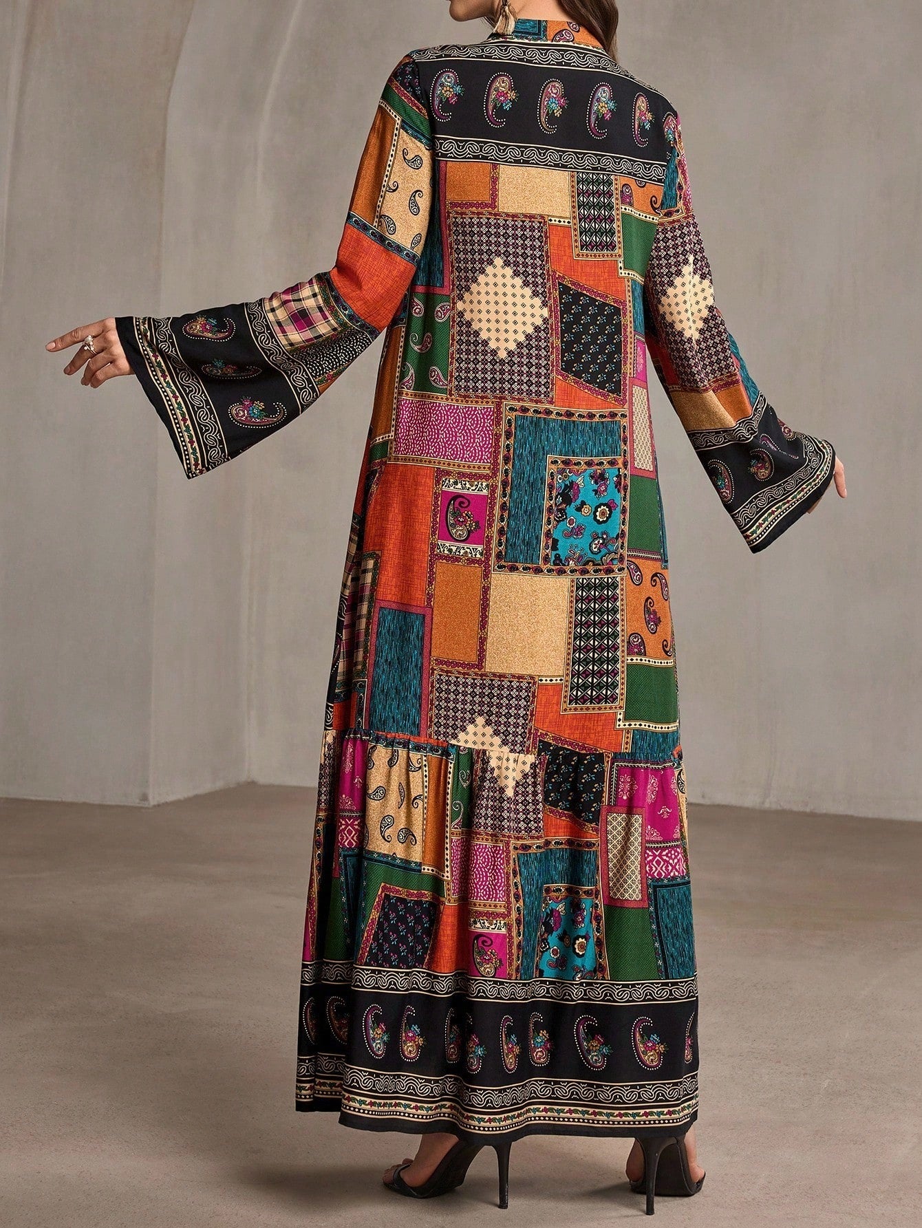 SHEIN Al Najma فستان بطباعة زهرية كاجوال محافظ