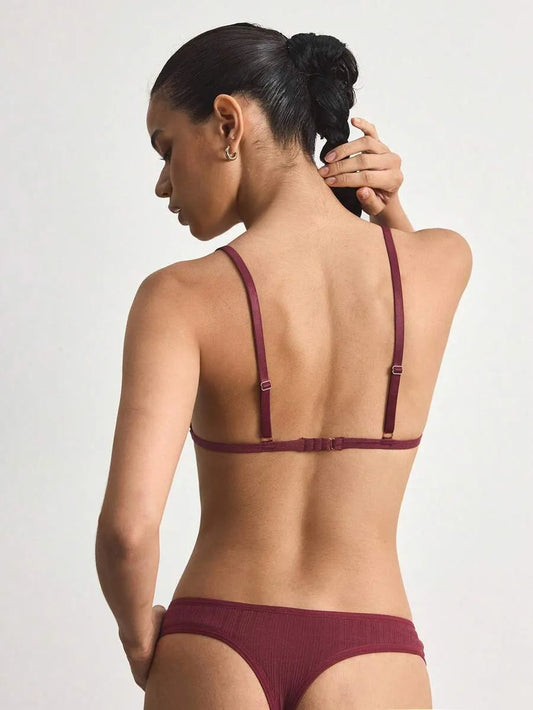 SHEIN Ocili طقم ملابس داخلية من قطعتين بحمالة صدر لاسلكية وثونغ بلون عنابي