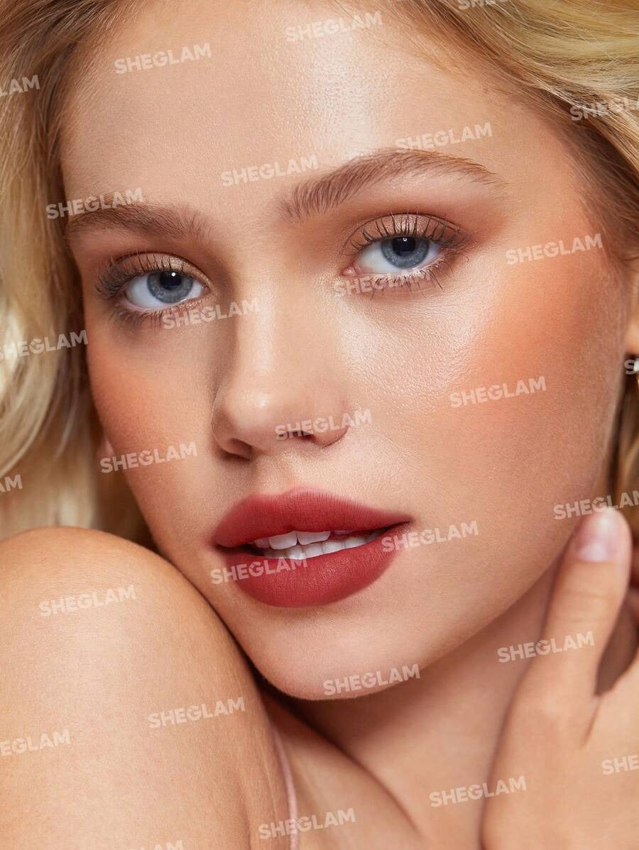 SHEGLAM Pout Pillow أحمر شفاه سائل