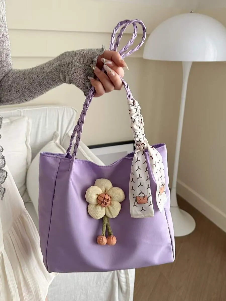 SHEIN حقيبة كتف محبوكة بلون موحد مزينة بزهور لطيفة ووشاح