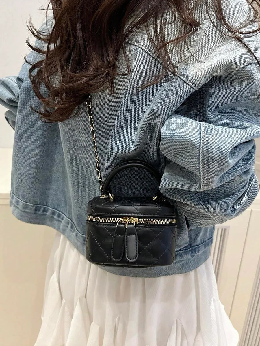 SHEIN حقيبة يد ودلو صغيرة مبطنة بسلسلة