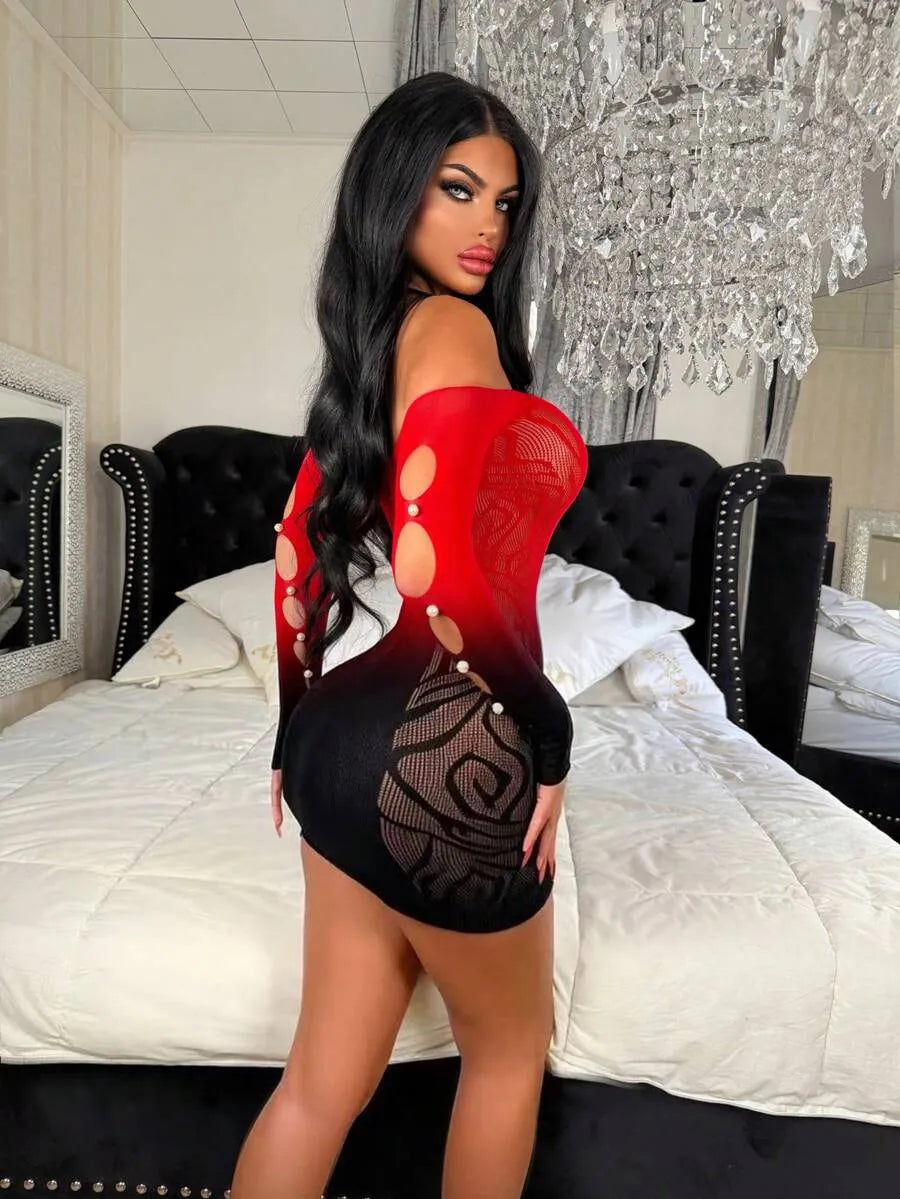 SHEIN فستان لانجري نسائي ضيق مزين باللؤلؤ وفتحات جانبية بلون أسود وأحمر