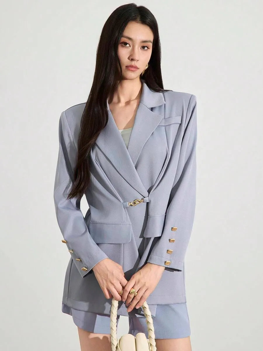 SHEIN Clasi بليزر فضفاض مزدوج الصدر بياقة كلاسيكية وأزرار أمامية بلون أزرق