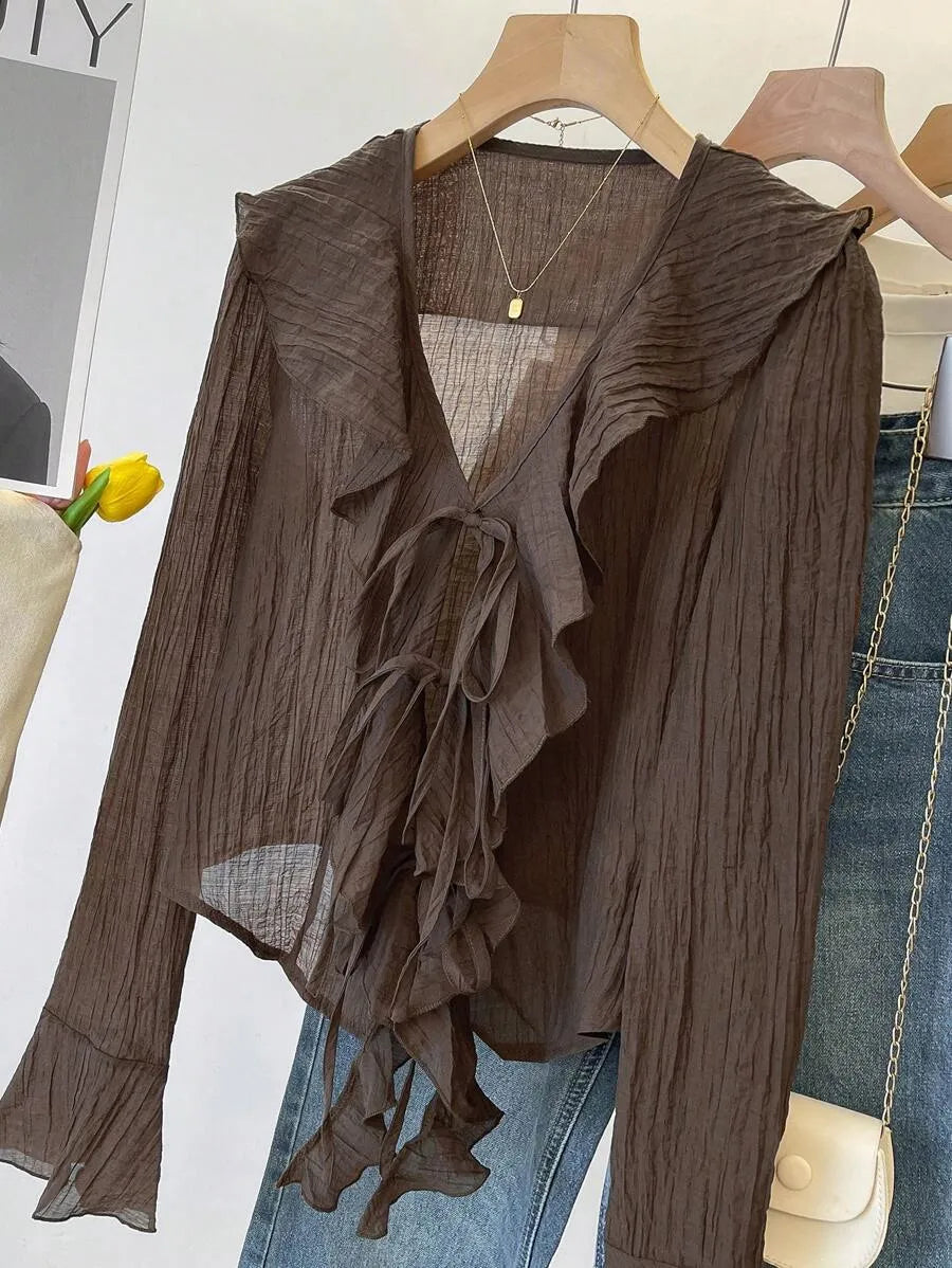 SHEIN NostaNoir بلوزة نسائية بياقة مكشكشة ورباط أمامي وفتحات أكمام بلون بني قهوة