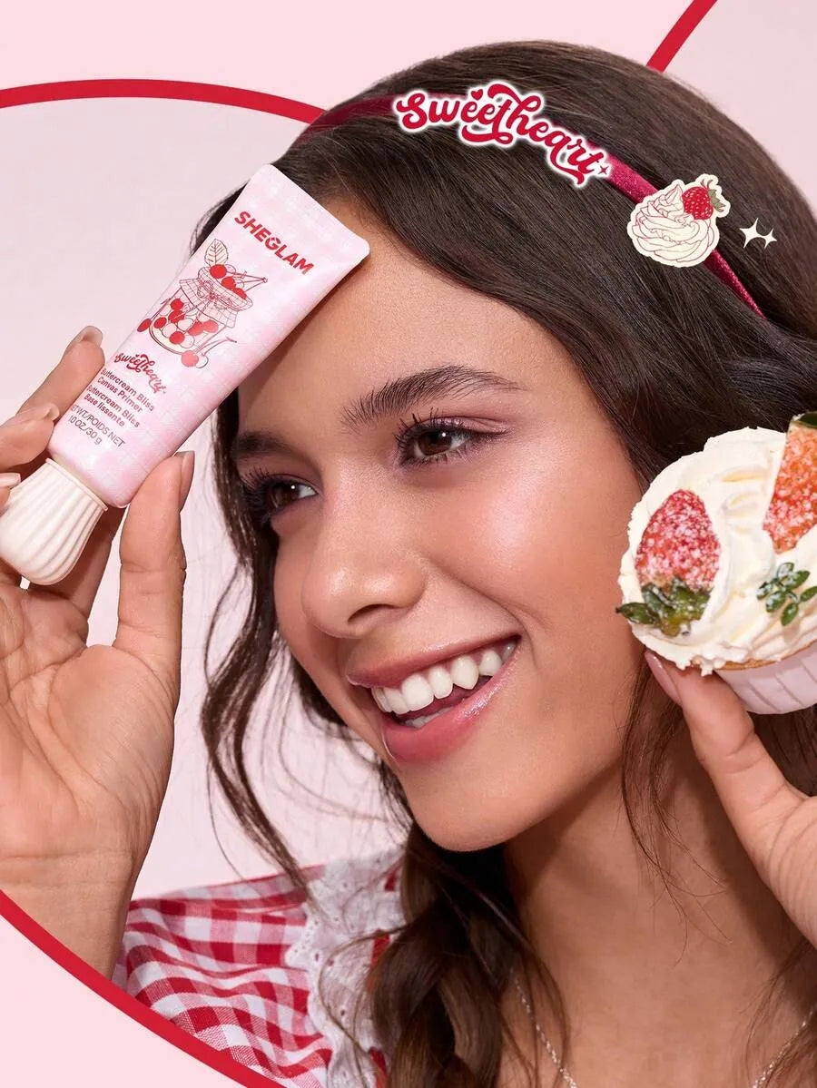 SHEIN SHEGLAM Sweetheart Collection Buttercream Bliss Canvas برايمر جل مرطب بلون وردي فاتح