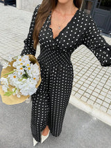 SHEIN Frenchy جمبسوت نسائي بنقشة بولكا دوت وياقة وأكمام طويلة بلون الأسود