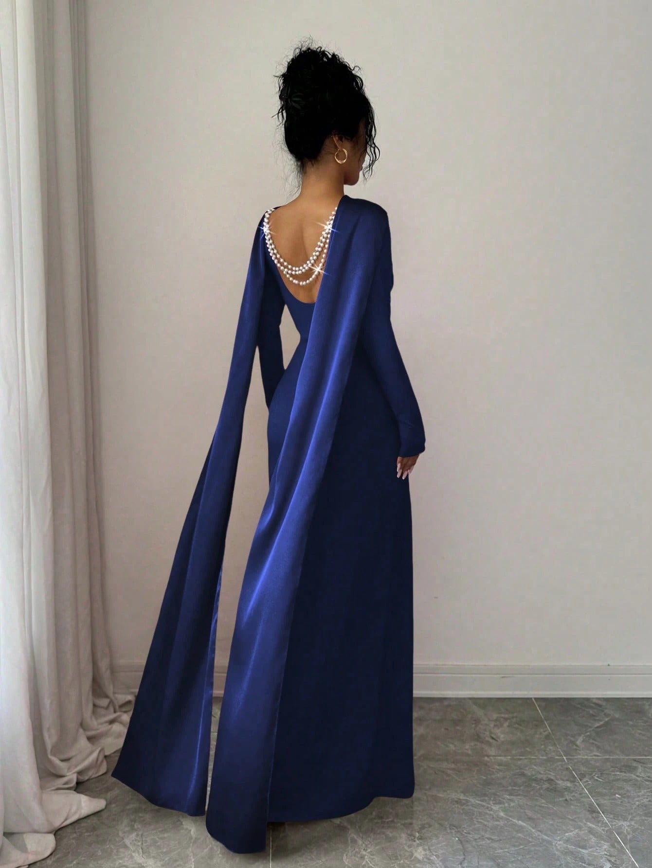 SHEIN Elenzga فستان أزرق محبوك بخصر مربوط مزين بلؤلؤ