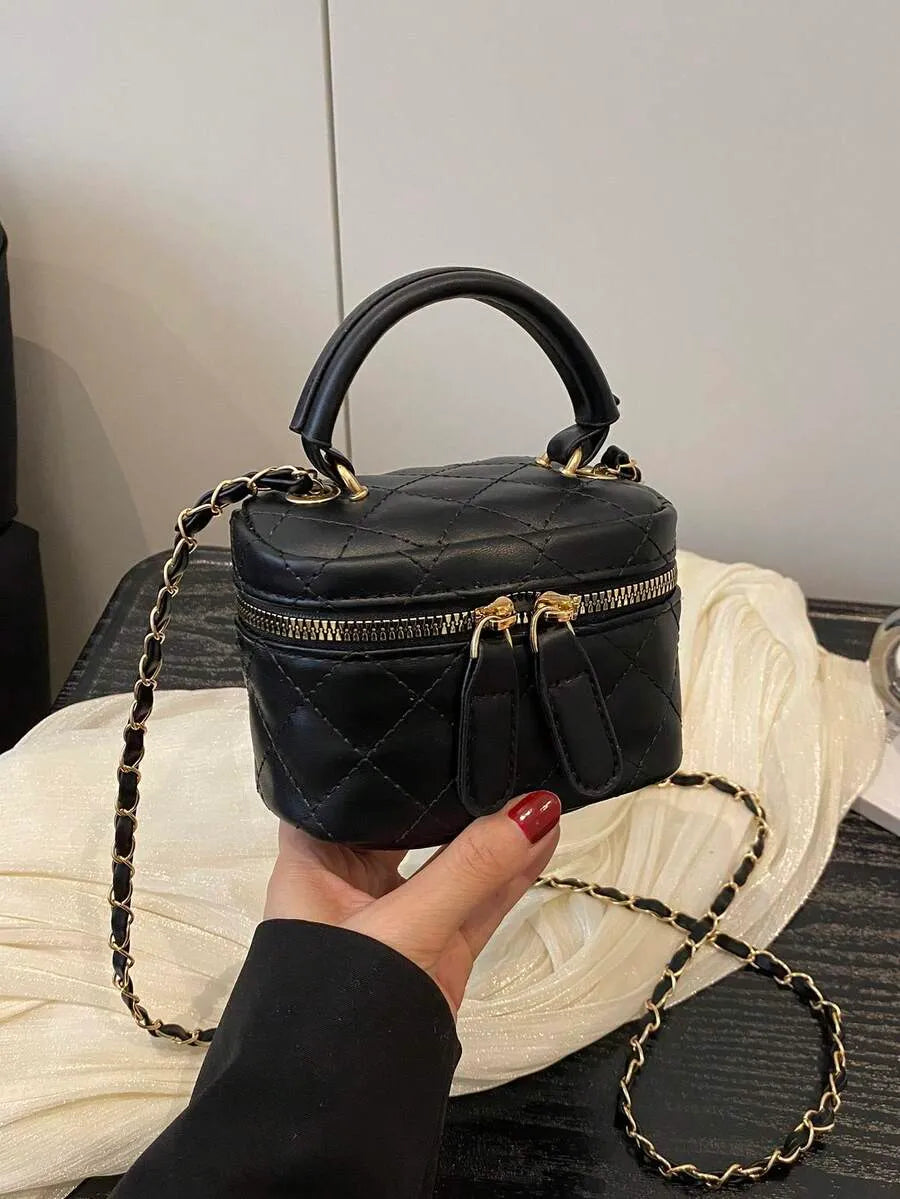 SHEIN حقيبة يد ودلو صغيرة مبطنة بسلسلة