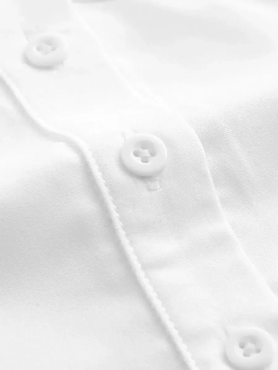 SHEIN MOD قميص نسائي قصير وأزرار أمامية وأكمام فانوس بلون أبيض
