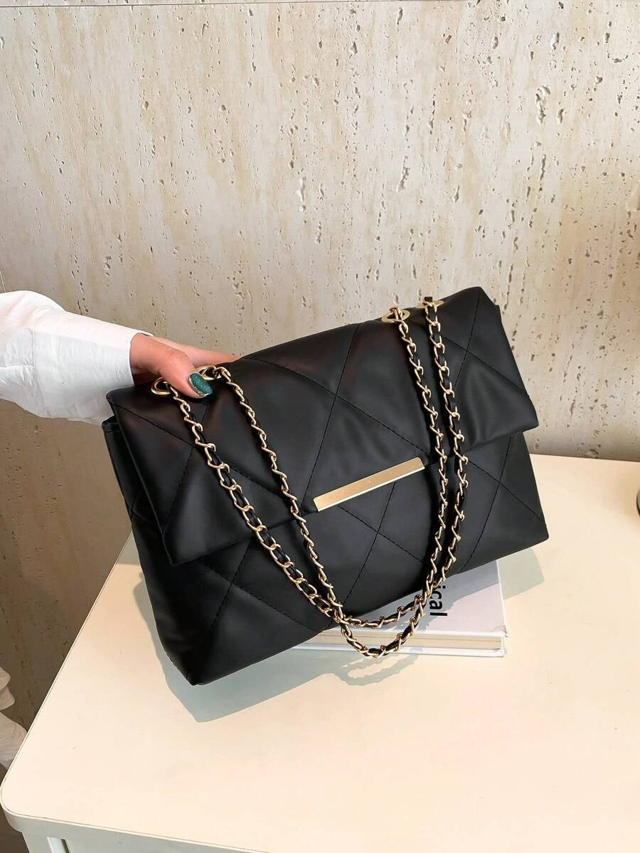 SHEIN حقيبة كروس بودي وكتف مطرزة بنمط معين بسلسلة مزدوجة