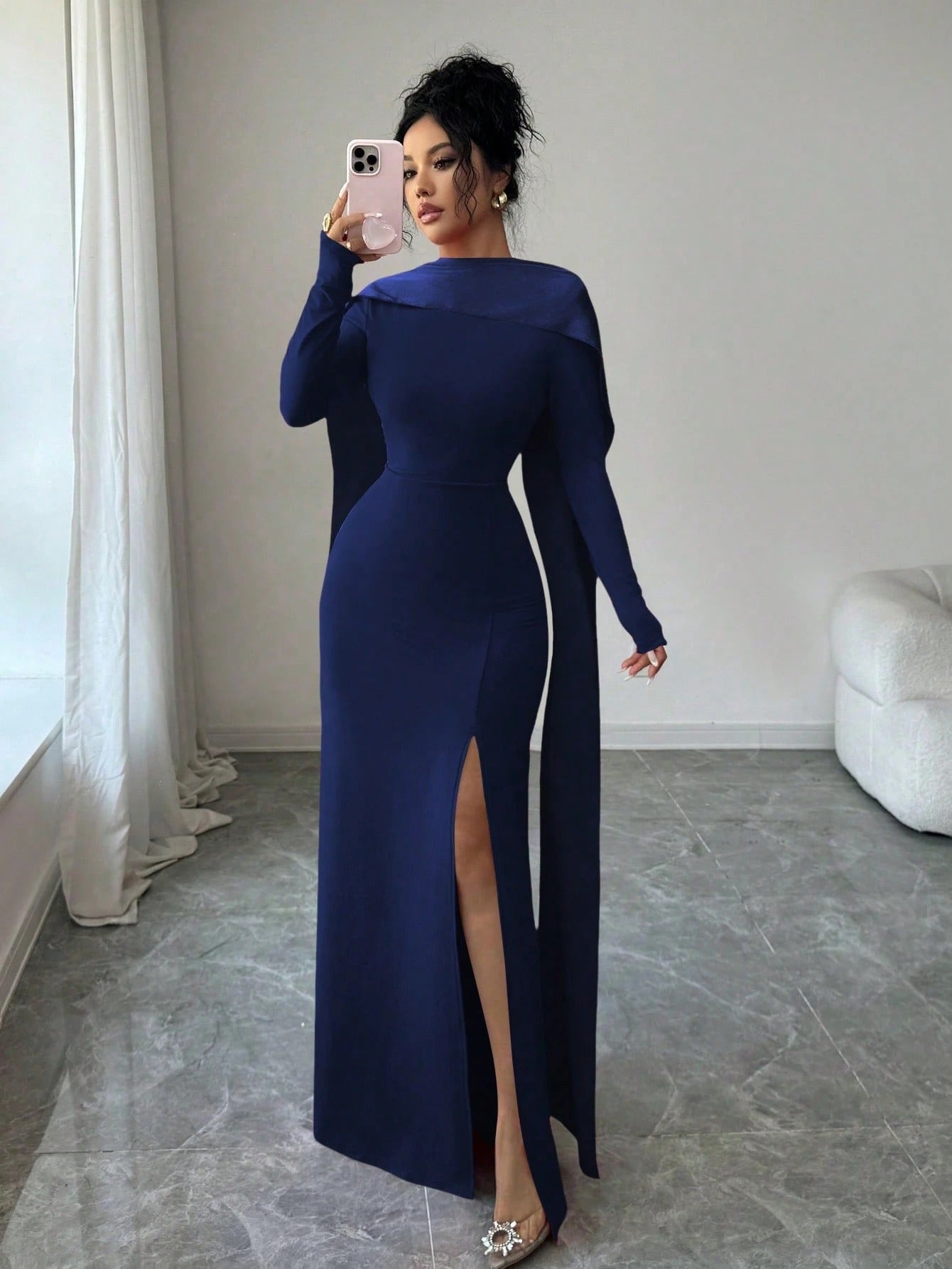 SHEIN Elenzga فستان أزرق محبوك بخصر مربوط مزين بلؤلؤ
