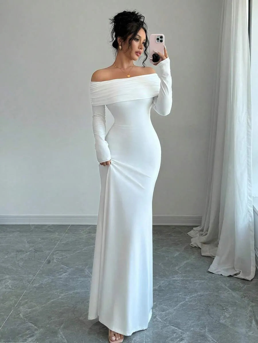 SHEIN Rafferiza فستان محبوك ماكسي بكتف مكشوف وخصر مربوط وذيل حورية البحر بلون أبيض