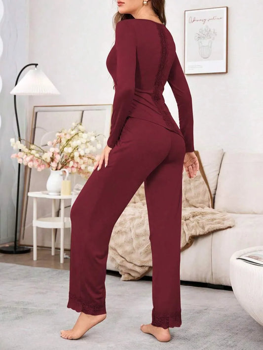 SHEIN طقم بيجامة قطعتين بأكمام طويلة بلون عنابي