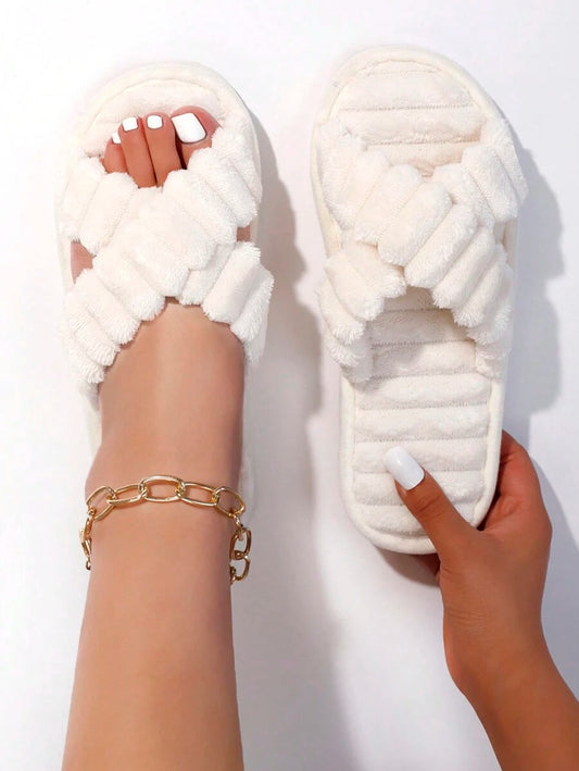 SHEIN شبشب نسائي أبيض ناعم بشريط متشابكة