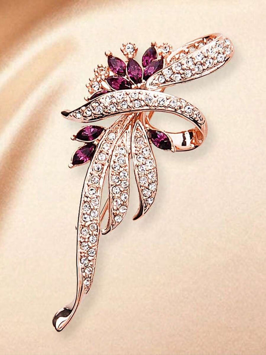 SHEIN دبوس أنيق على شكل وردة