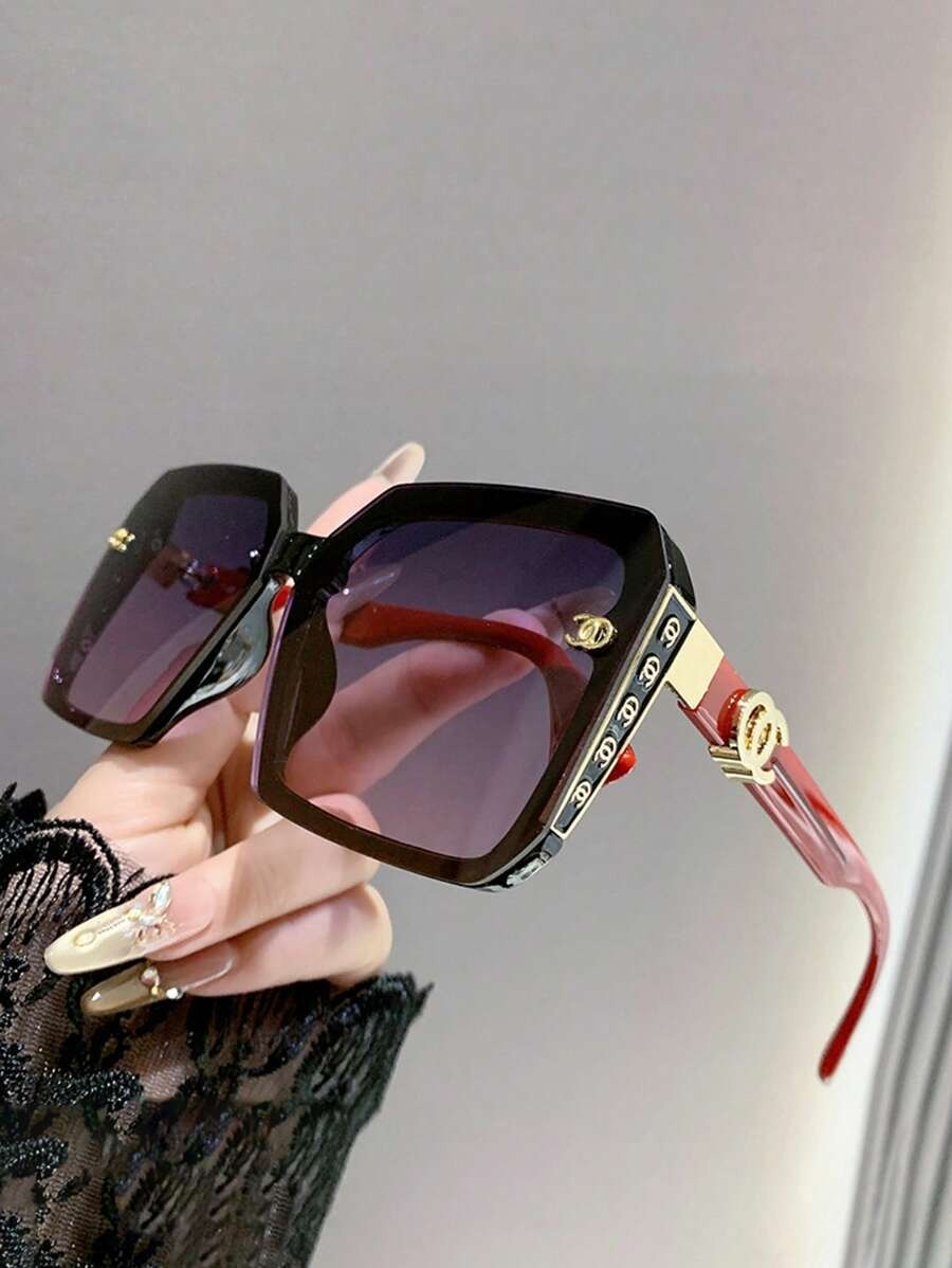 SHEIN نظارات شمس مربعة كبيرة بدون إطار