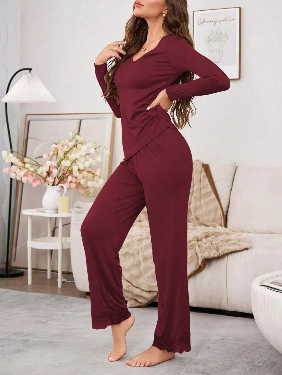 SHEIN طقم بيجامة قطعتين بأكمام طويلة بلون عنابي