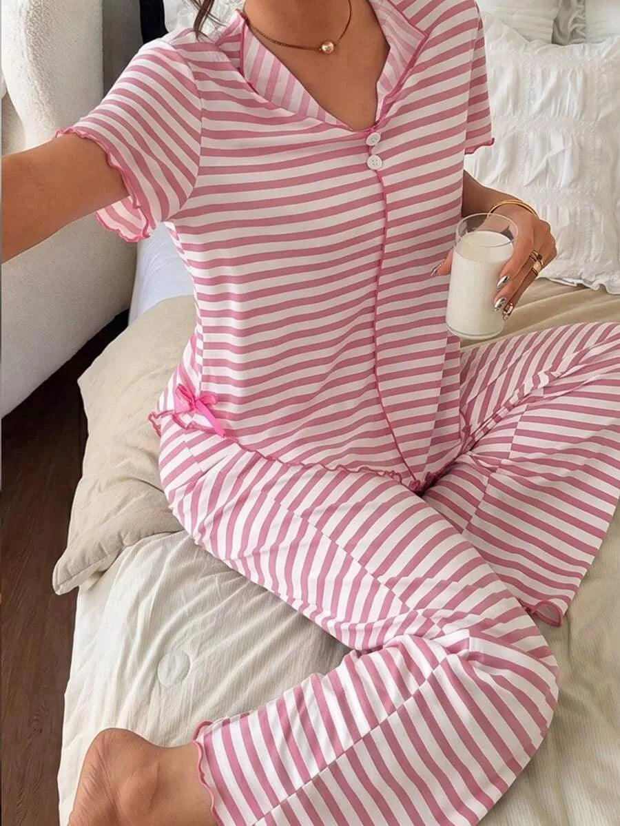SHEIN Napfluff طقم بيجامة قطعتين توب قصير وبنطال طويل بلون وردي