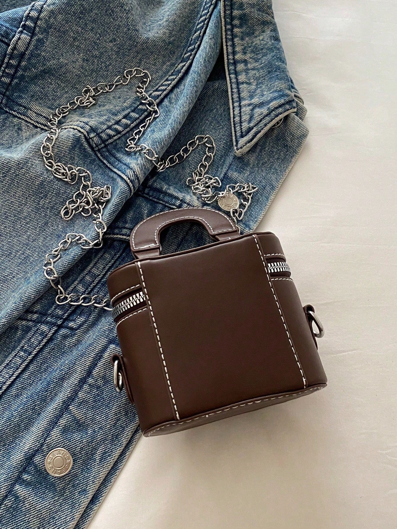 SHEIN حقيبة مستحضرات تجميل صغيرة محمولة متعددة الاستخدامات نسائية 2025