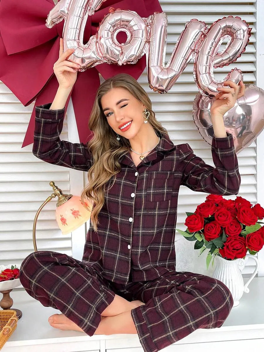 SHEIN طقم بيجامة قطعتين كاروهات بأكمام طويلة وجيب وأزرار أمامية متعدد الألوان