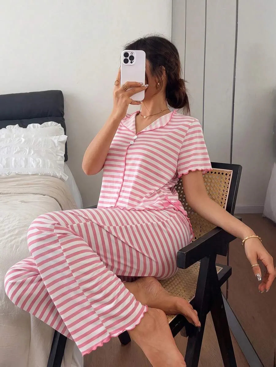 SHEIN Napfluff طقم بيجامة قطعتين توب قصير وبنطال طويل بلون وردي