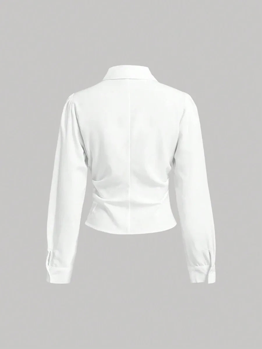 SHEIN MOD قميص نسائي بياقة وأكمام طويلة وأزرار أمامية ومشد خصر بلون أزرق وأبيض