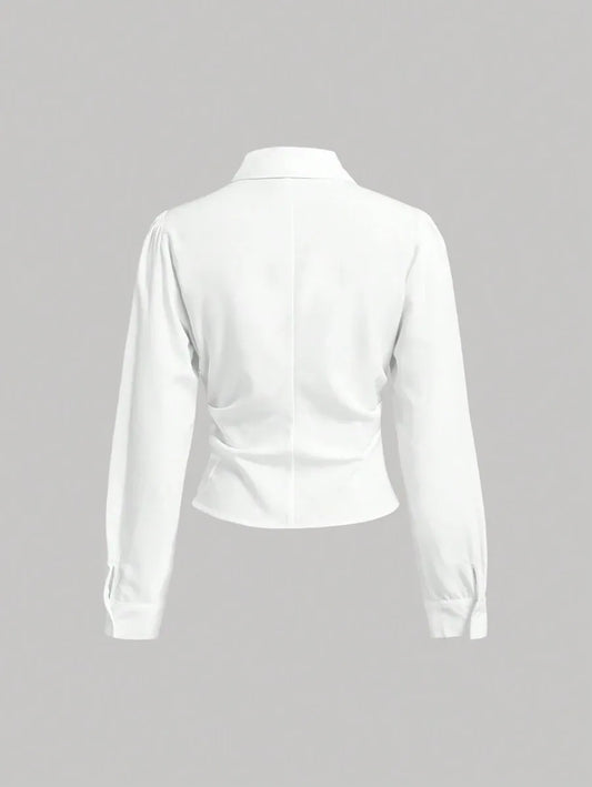 SHEIN MOD قميص نسائي بياقة وأكمام طويلة وأزرار أمامية ومشد خصر بلون أزرق وأبيض