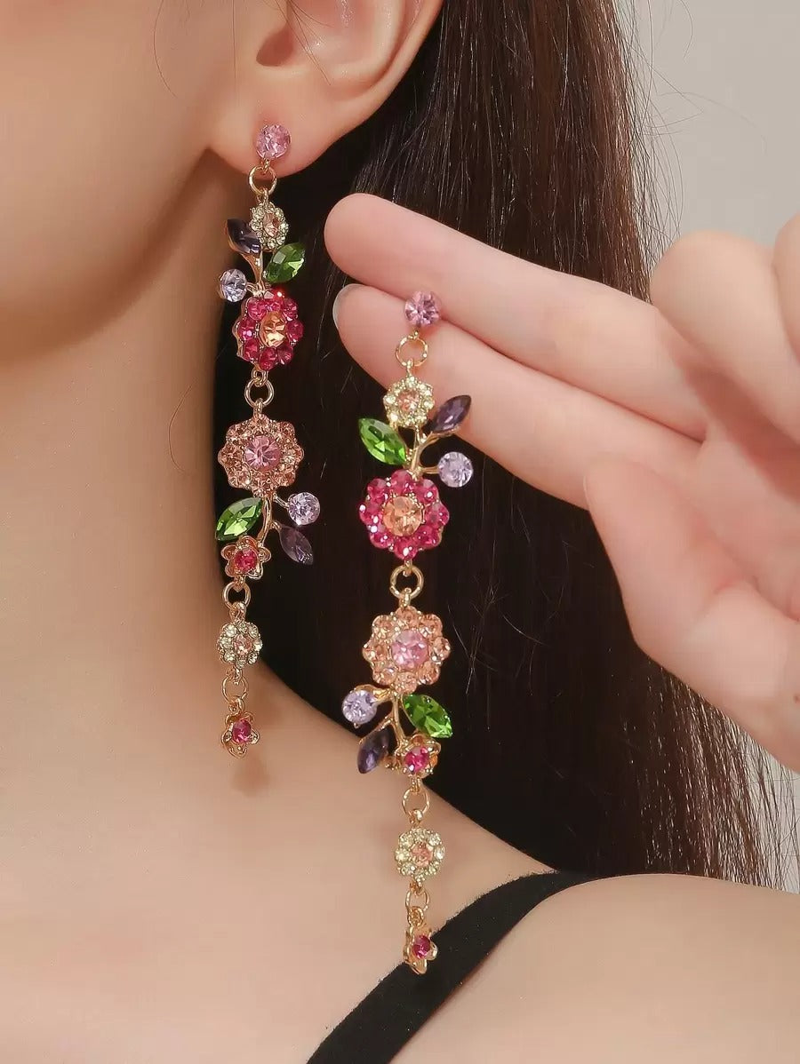 SHEIN أقراط راين بشكل نقطة زهرة