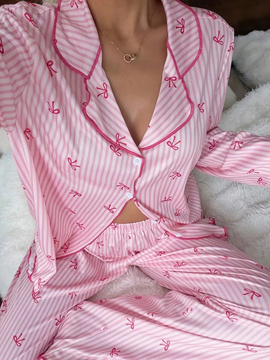 SHEIN CottageSlumber طقم بيجامة قطعتين مخطط بفيونكة وأكمام طويلة بلون وردي