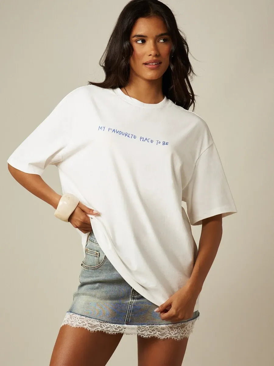 SHEIN MISSGUIDED تي شيرت نسائي أوفر سايز بأكمام قصيرة وطبعة شمسية على الظهر بلون أبيض