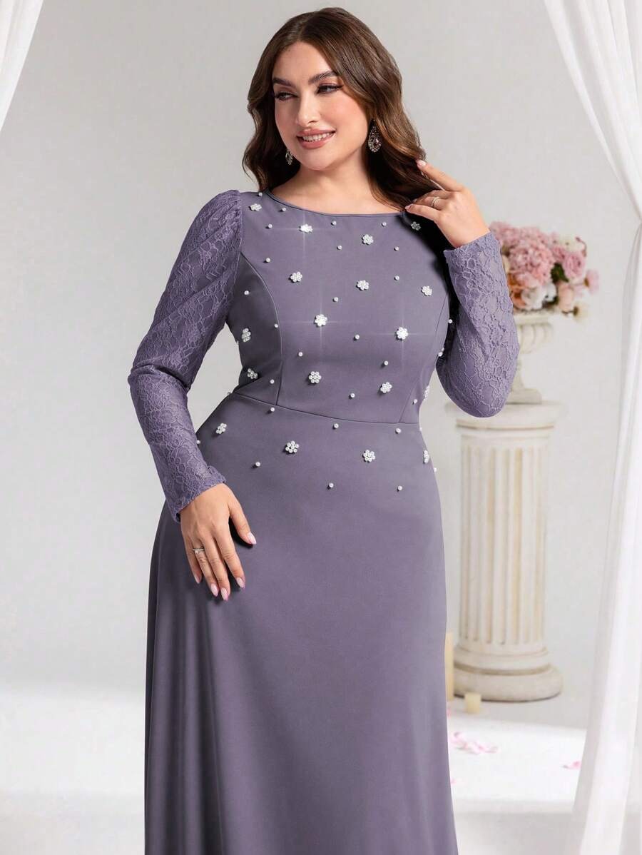 SHEIN Coutiva فستان كنزة أسود أنيق مزين بدانتيل للمقاسات الكبيرة