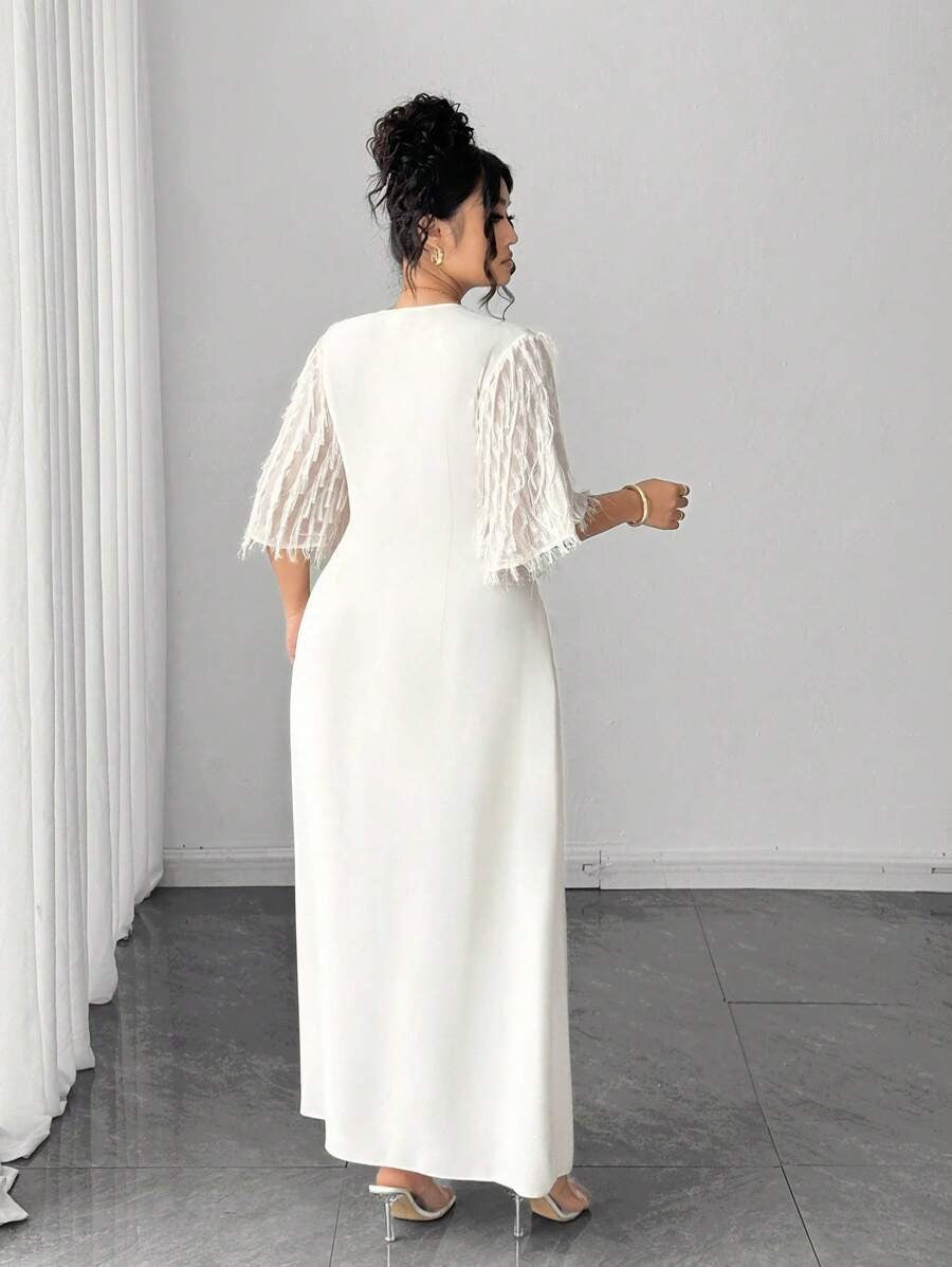 SHEIN Elenzga فستان أبيض بأكمام قصيرة وذيل مشقوق للمقاسات الكبيرة