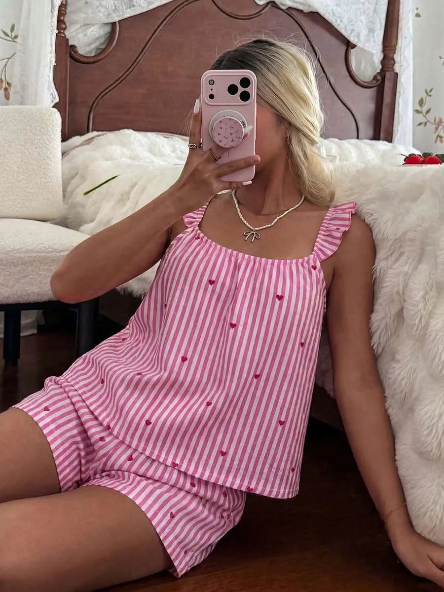 SHEIN CottageSlumber طقم بيجاما قطعتين بقلوب وخطوط مع كاميسول وشورت متعدد الألوان