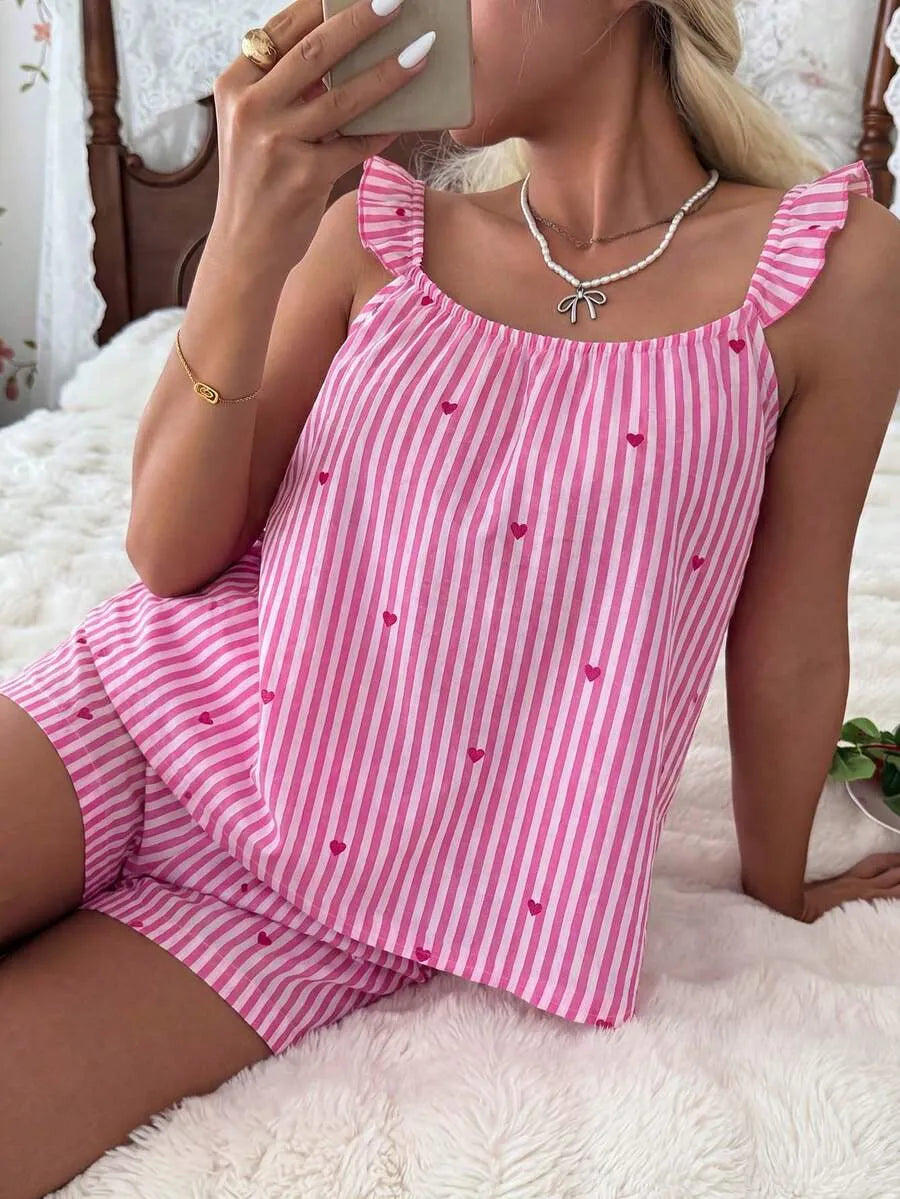 SHEIN CottageSlumber طقم بيجاما قطعتين بقلوب وخطوط مع كاميسول وشورت متعدد الألوان