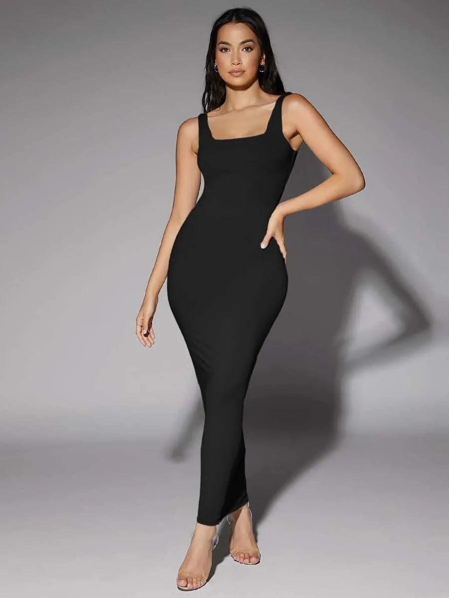 SHEIN Silquee فستان ماكسي بدون أكمام بياقة دائرية وقصة ضيقة بلون الأسود