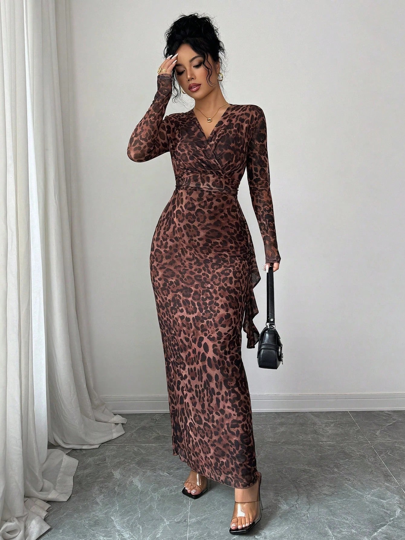 SHEIN Elenzga فستان ماكسي أنيق بطبعة نمر