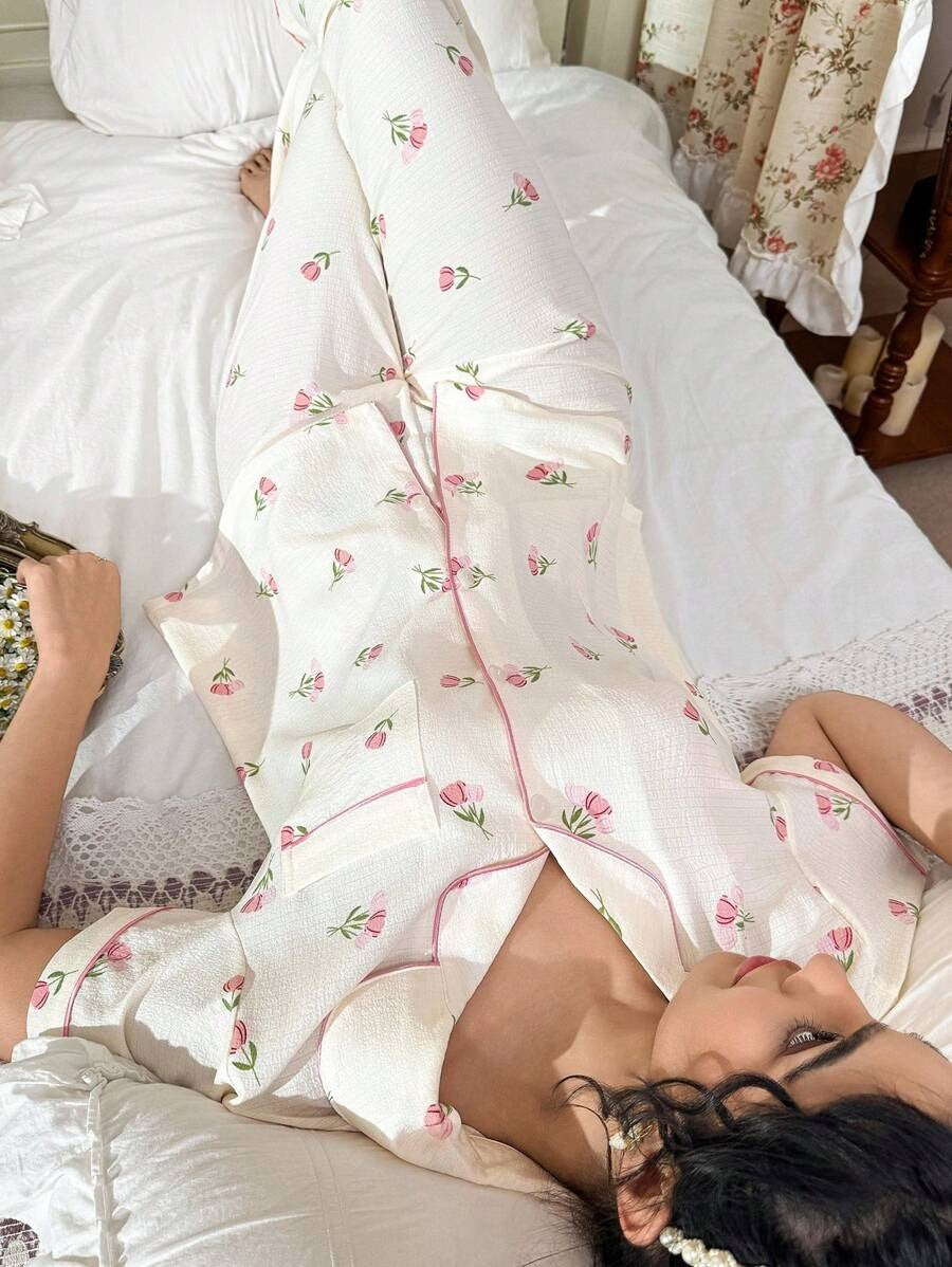 SHEIN طقم بيجامة بناتي بنقشة زهور